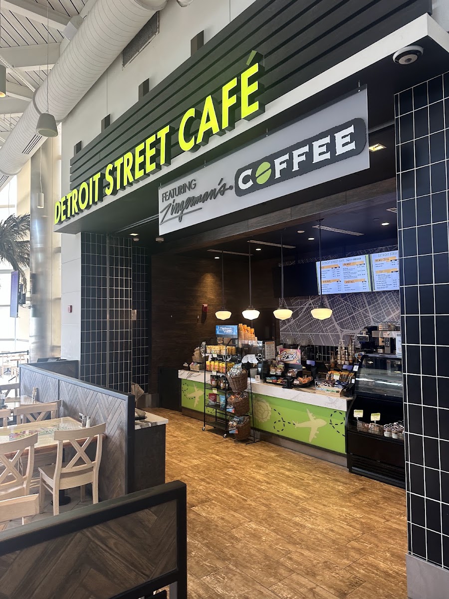Detroit Street Café