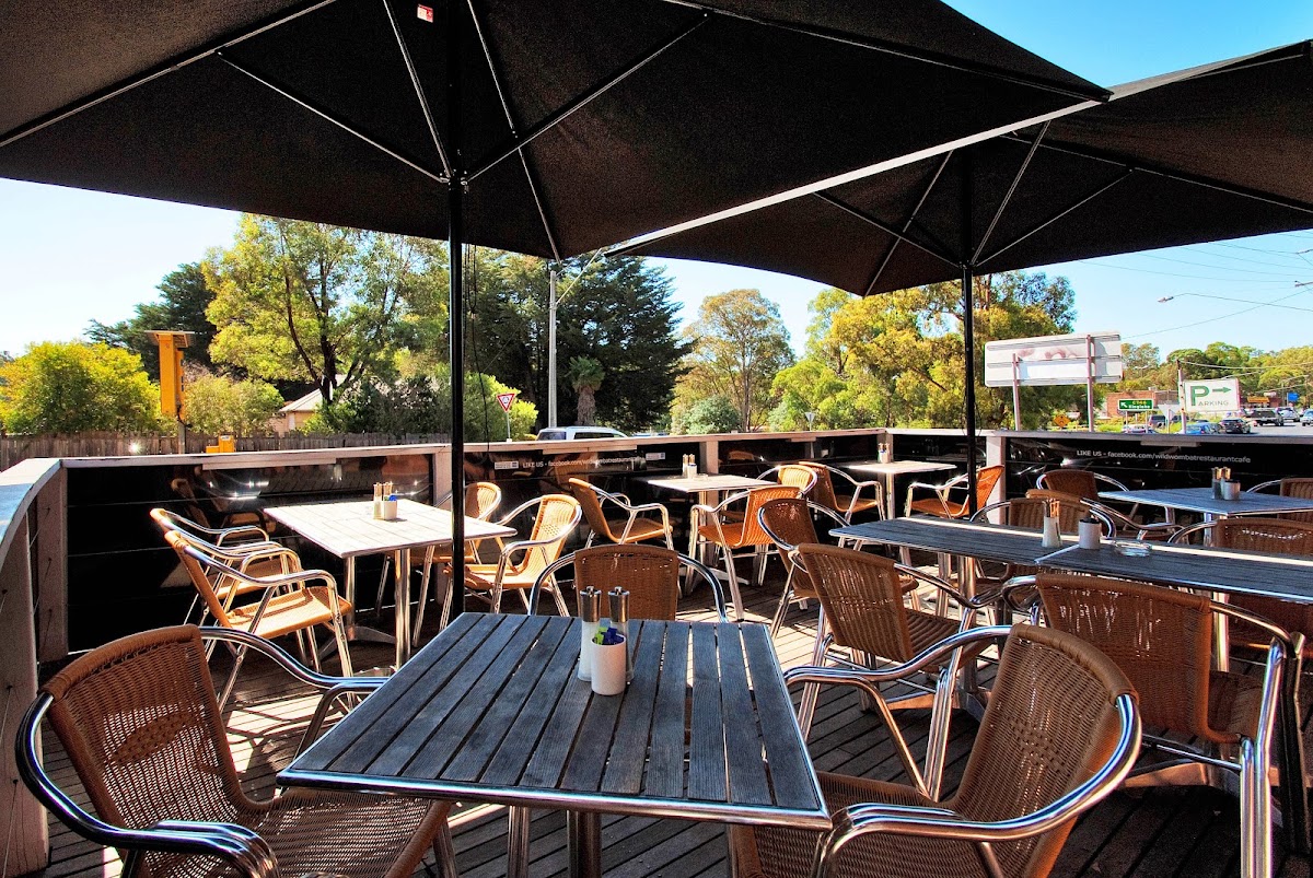 WILD WOMBAT Cafe