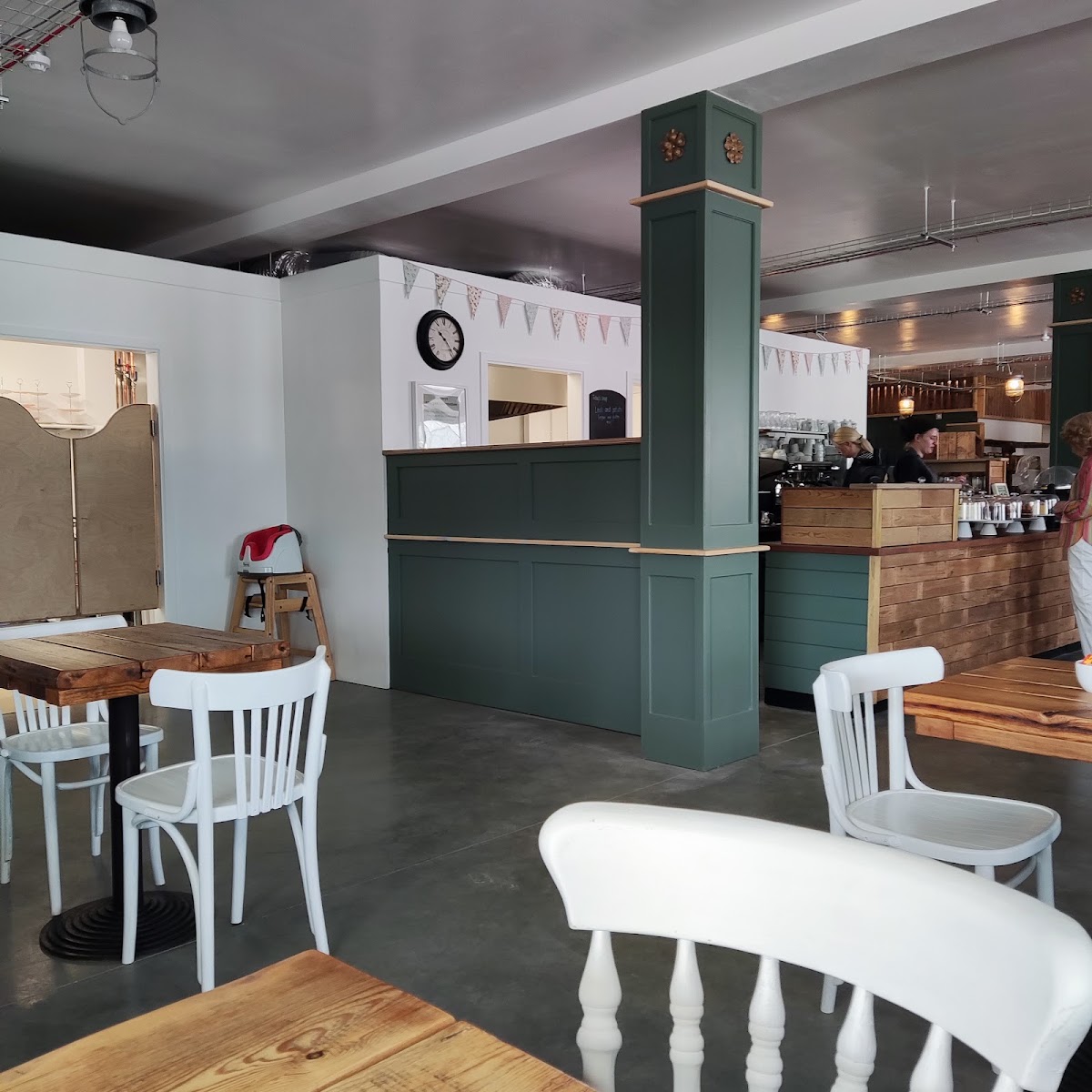 Bramleys Cafe and Cakery