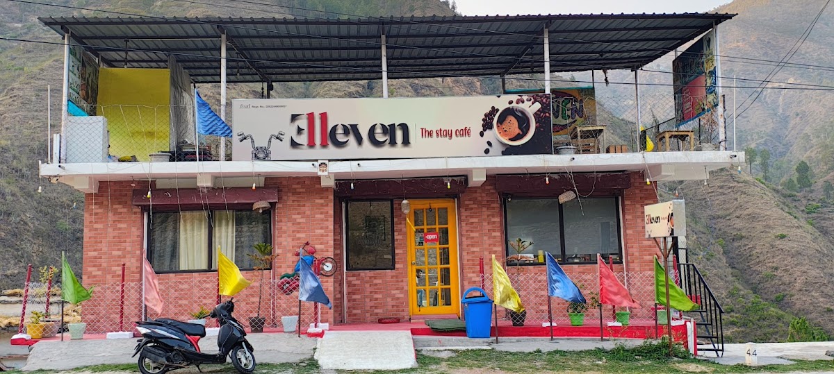 Eleven Lounge Cafe