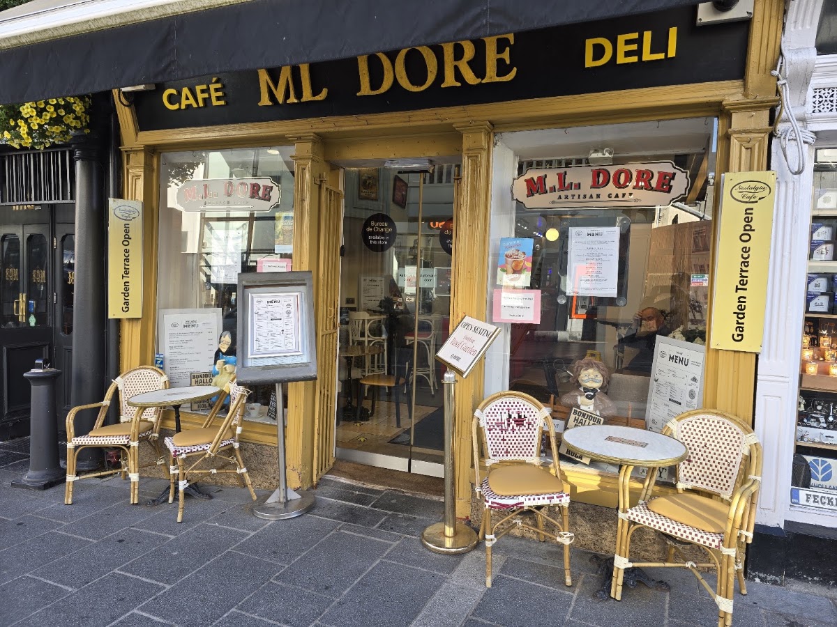 ML DORE NOSTALGIA CAFE