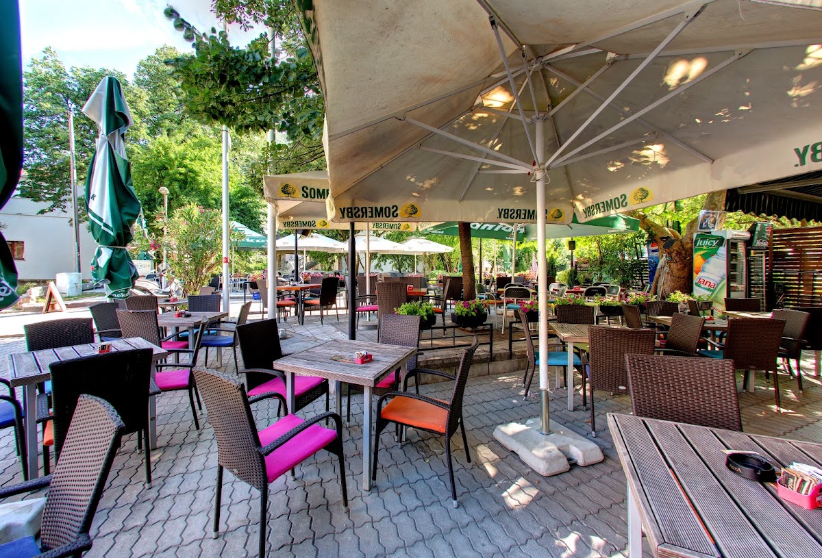 MOCCA caffe & pizzeria
