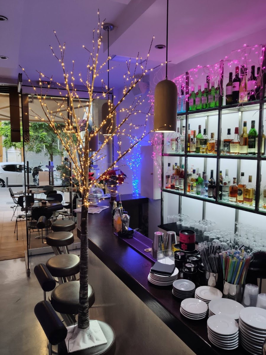 Pas mal cafe.all.day.bar