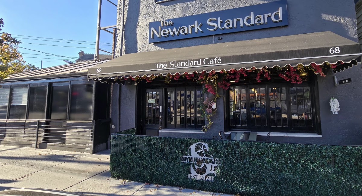 The Newark Standard - CaféBarKitchen