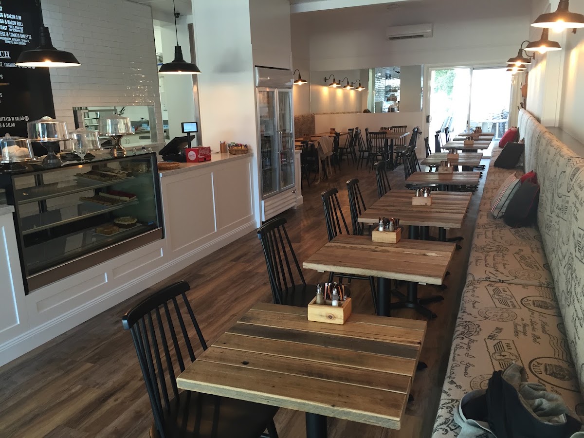 Woodys Cafe