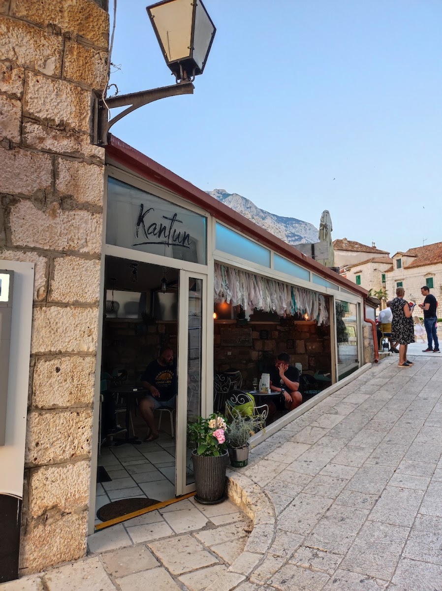 Kantun Caffe