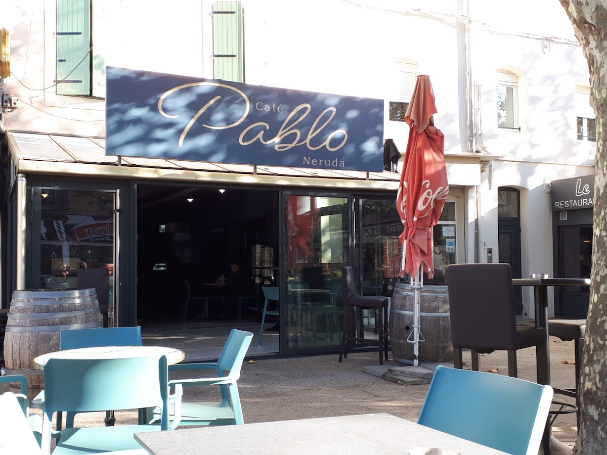 Café PABLO Neruda