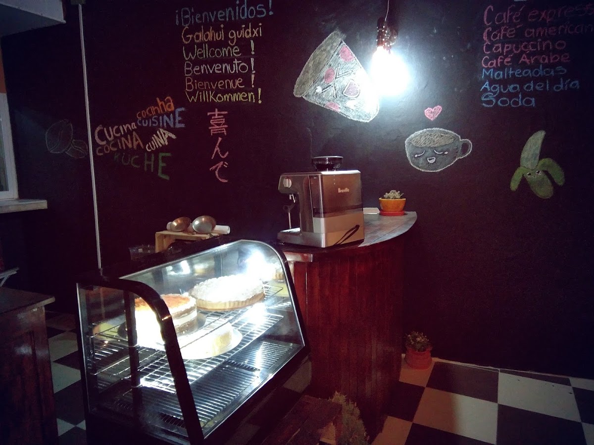 Inemuri Reposteria Bistro