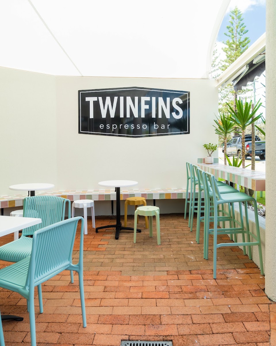 TwinFins espresso Bar
