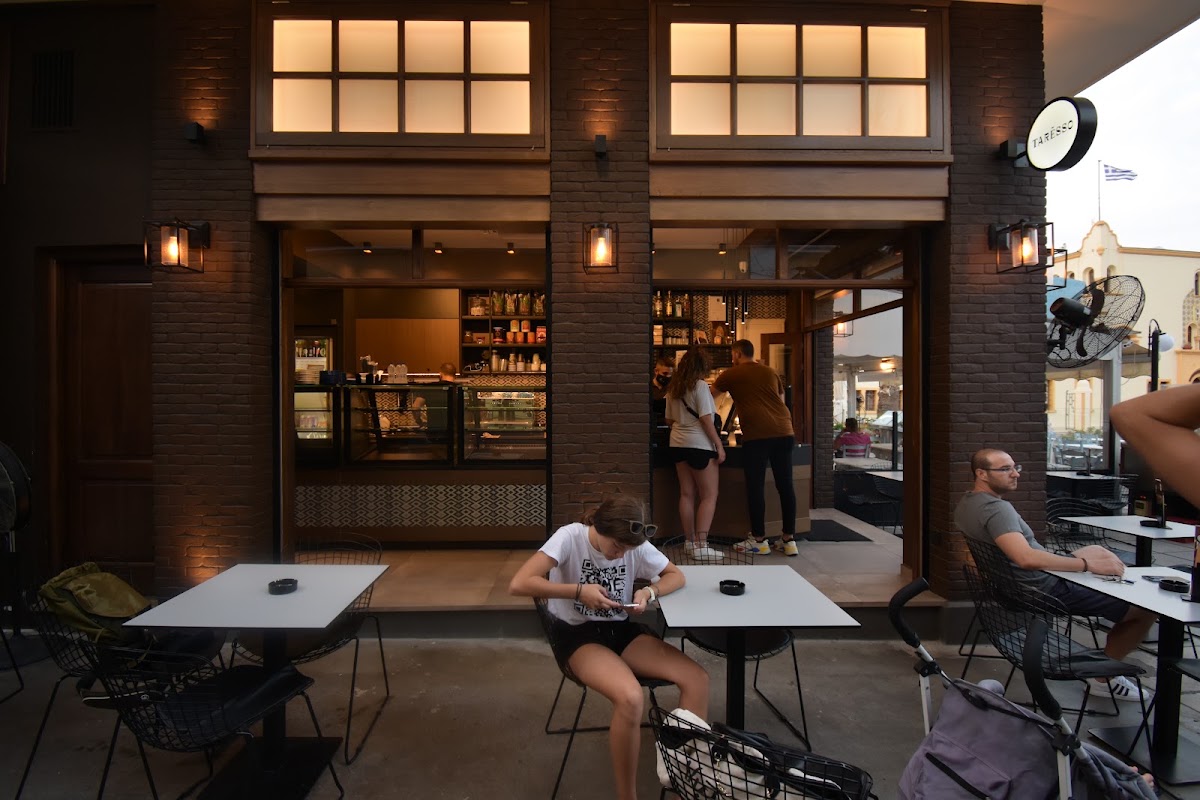 Anasis Bakery and Coffee