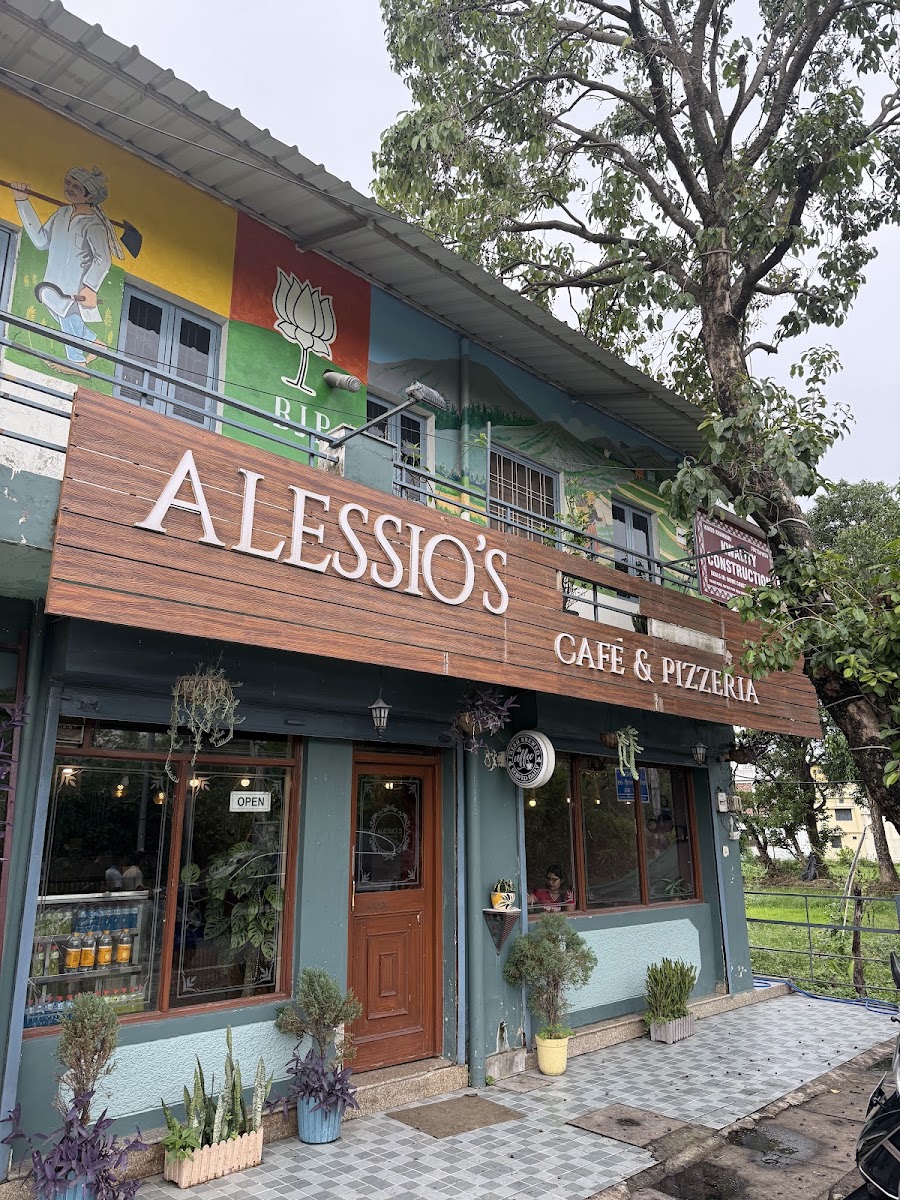 Alessio's cafe and pizzeria
