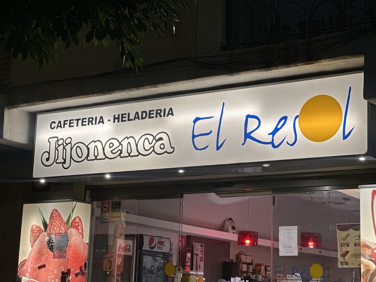 Cafetería Heladería Jijonenca El Resol
