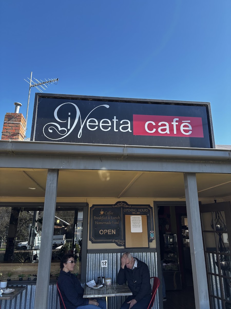 Ineeta Cafe