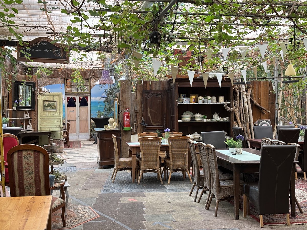Tea Garden 't Woutje