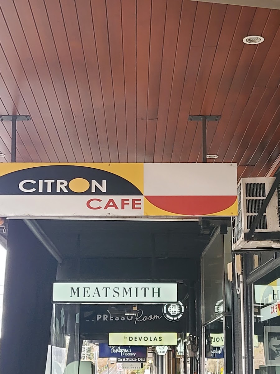 Au Citron Cafe
