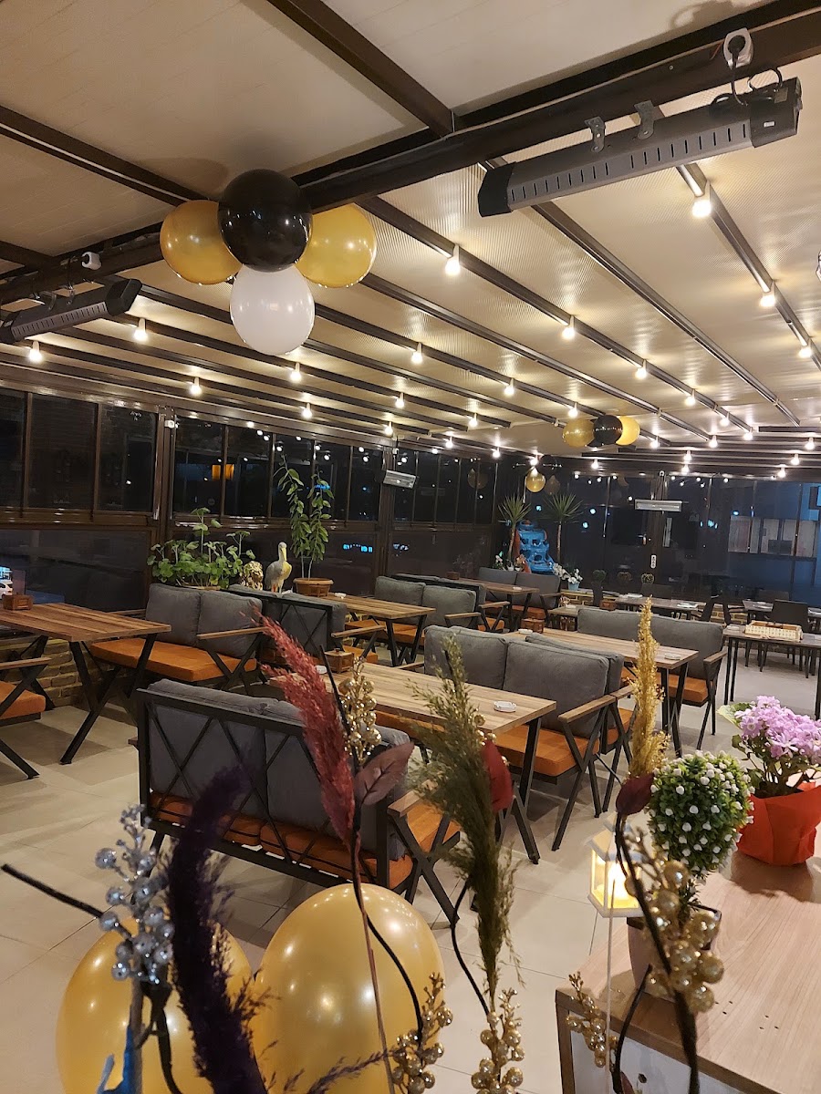 Lion Cafe