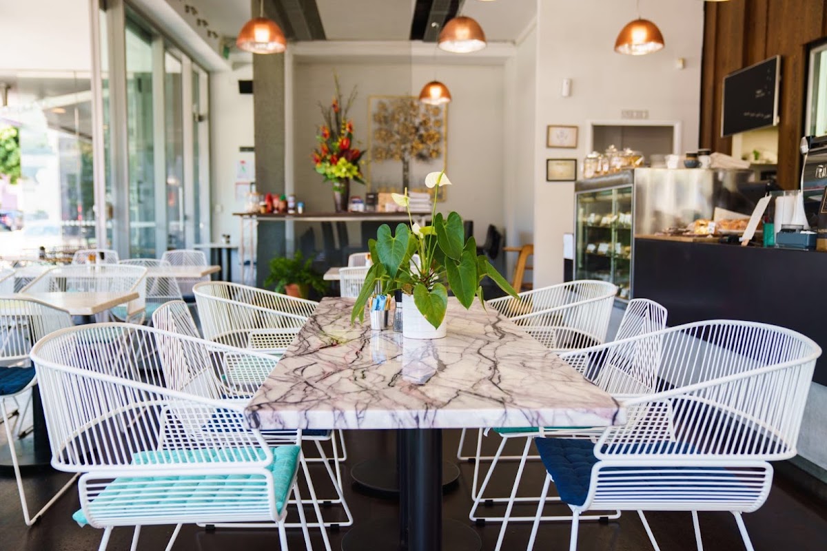 Carlton Gore Cafe