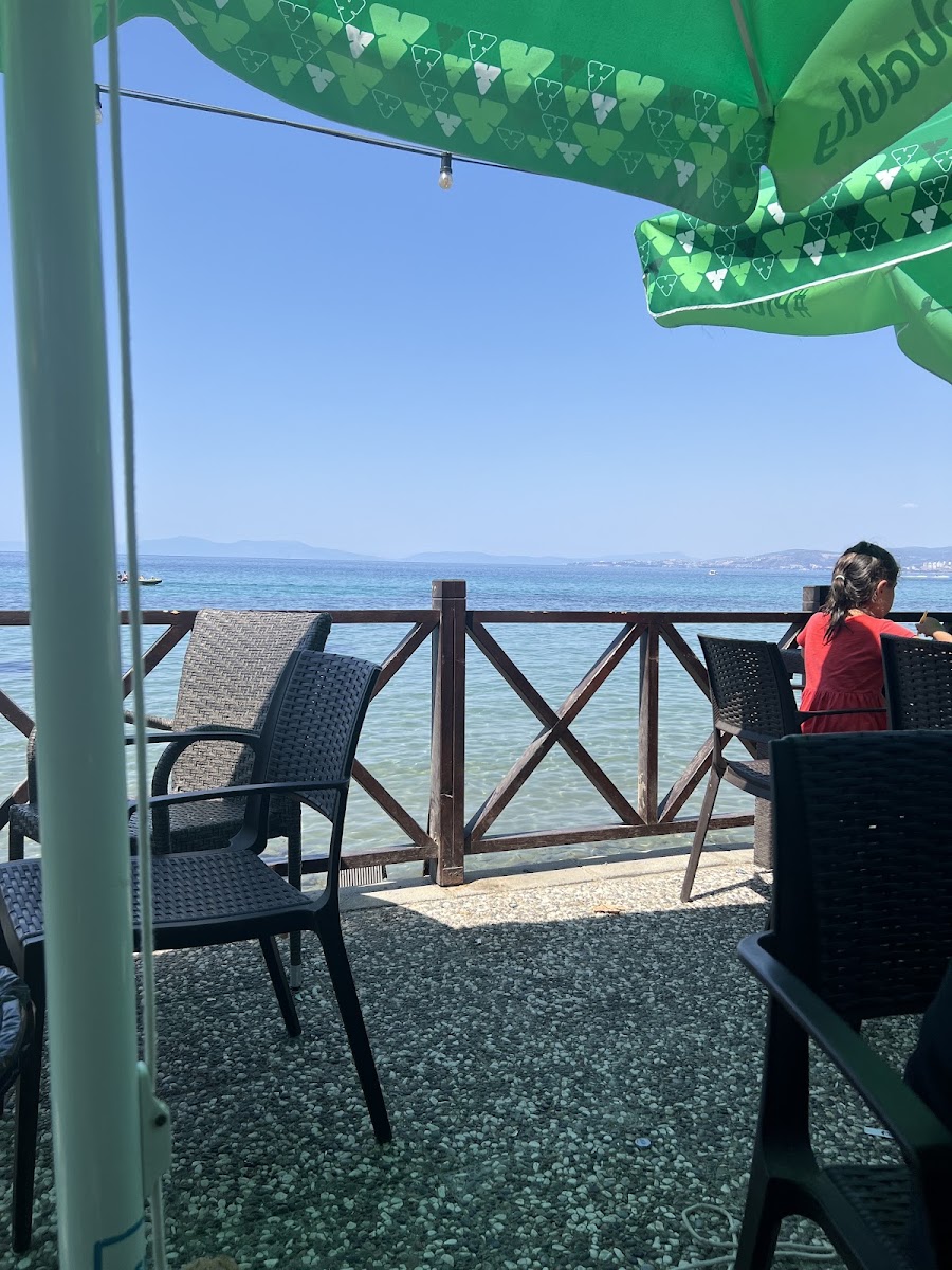 Ada Cafe