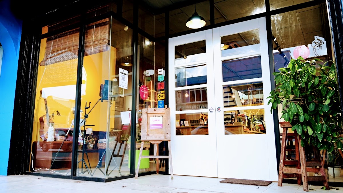 ART NATURE GALLERY CAFE