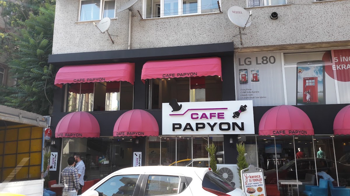 PAPEL CAFE