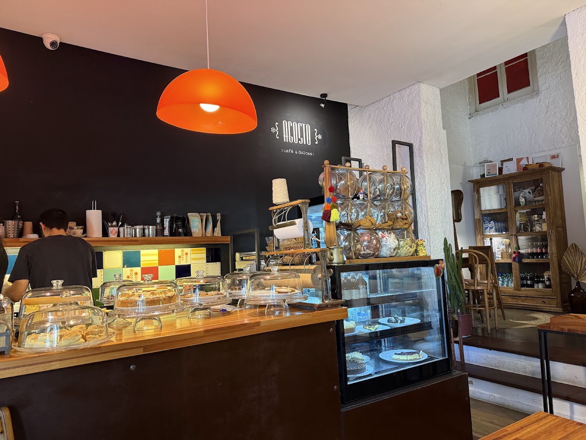 Agosto cafe & dulces