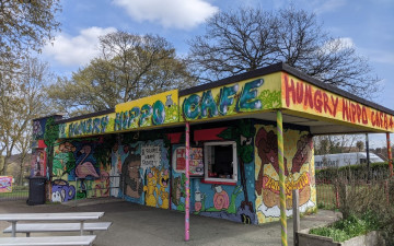 The Hungry Hippo Café