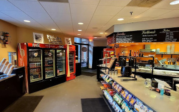 Cote’s Portland Café