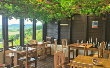 Little Arthur Café