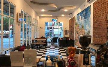 Trijaya Cafe & Carwash