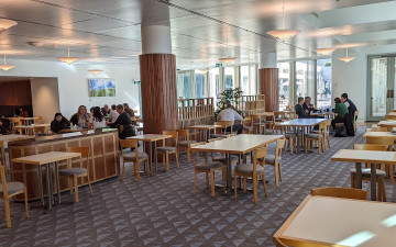 Queen's Terrace Café