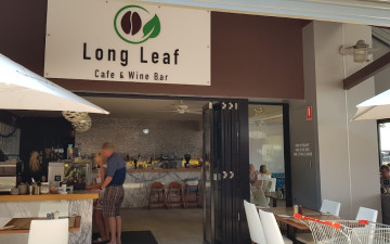 Long Leaf Café