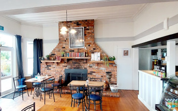 Simply Divine Cafe