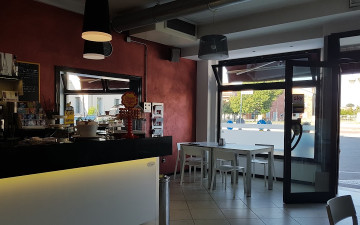 Yalin Café