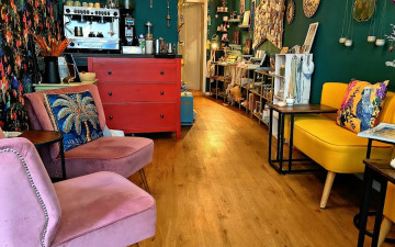 FabelFrau Schmuck Café