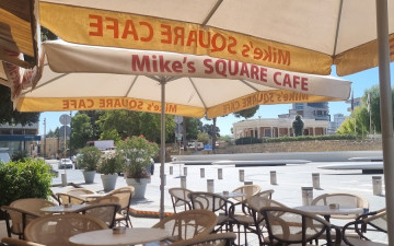 Mike's Square Cafe