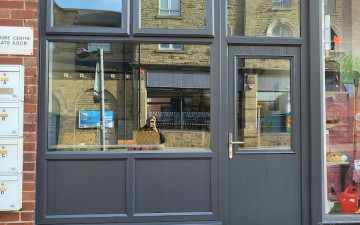 Cafe Latte & Sandwich Bar