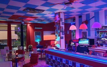 Relilax's Cuba Cafe' & lounge
