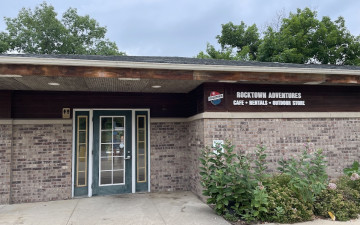 Lone Rock Cafe