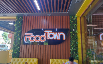 FoodTown Burger/Pizza