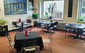 Starry Night Café