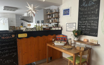 Cafe Madia