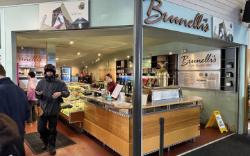 Brunelli's Cafe