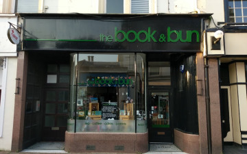 the book & bun