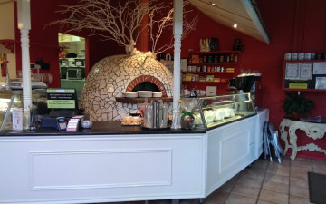 Pierross Italian Coffee, Cake & Pizza