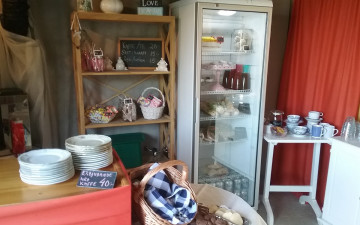 cafe merry housing