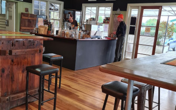 The Royal, Raglan Roast Matawhero
