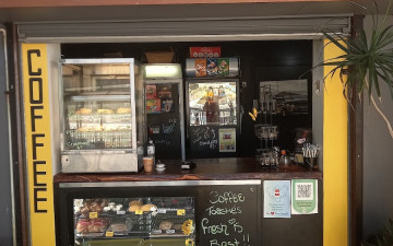 Maggie Lee's Cafe
