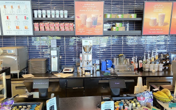 ستاربكس فندق النخيل Starbucks Palms Hotel