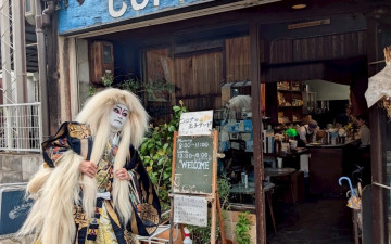 BLUE BOOKS cafe Kyoto