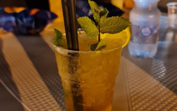 Bar Laos